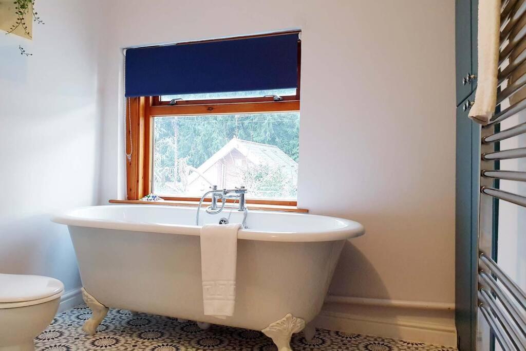 Gorgeous Victorian House Sleeps 6 In Cardiff Villa Kültér fotó