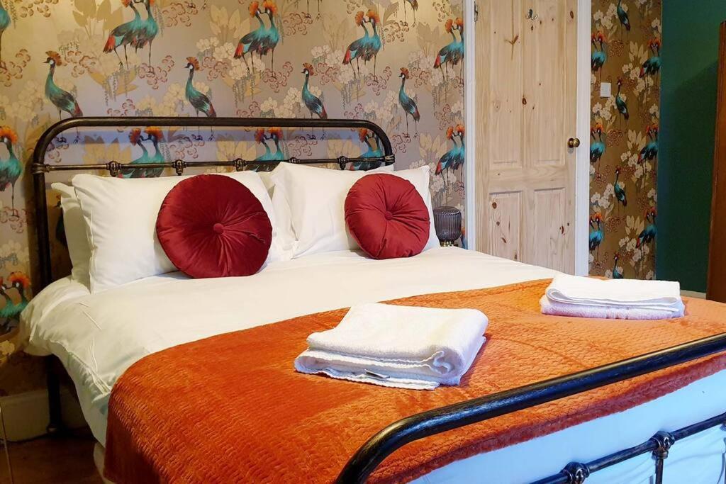 Gorgeous Victorian House Sleeps 6 In Cardiff Villa Kültér fotó